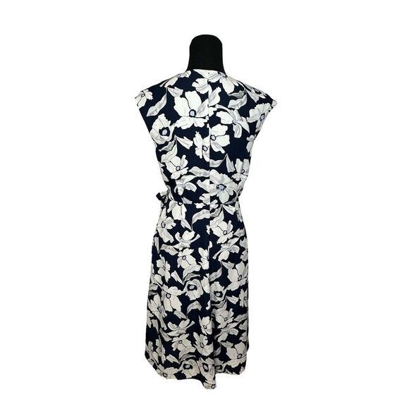 Banana Republic Navy Floral Midi Wrap Dress Dress Size 4 - Picture 8 of 17